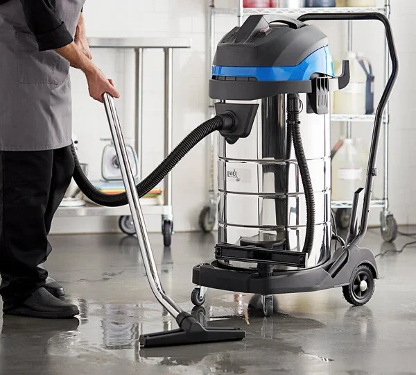 Wet & Dry Vacuum Cleaner